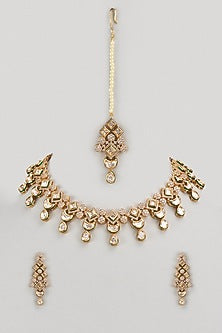 Gold Finish Kundan Polki Dangler Earrings With Maangtikka