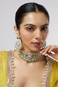 Gold Finish Kundan Polki & Green Stone Choker Necklace Set