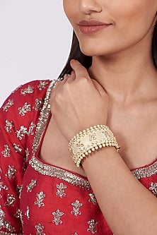 Gold Finish Kundan Polki & Pearl Bangle