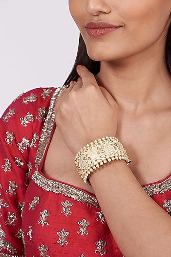 Gold Finish Kundan Polki & Pearl Bangle