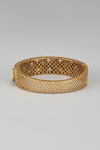 Gold Finish Kundan Polki Bracelet