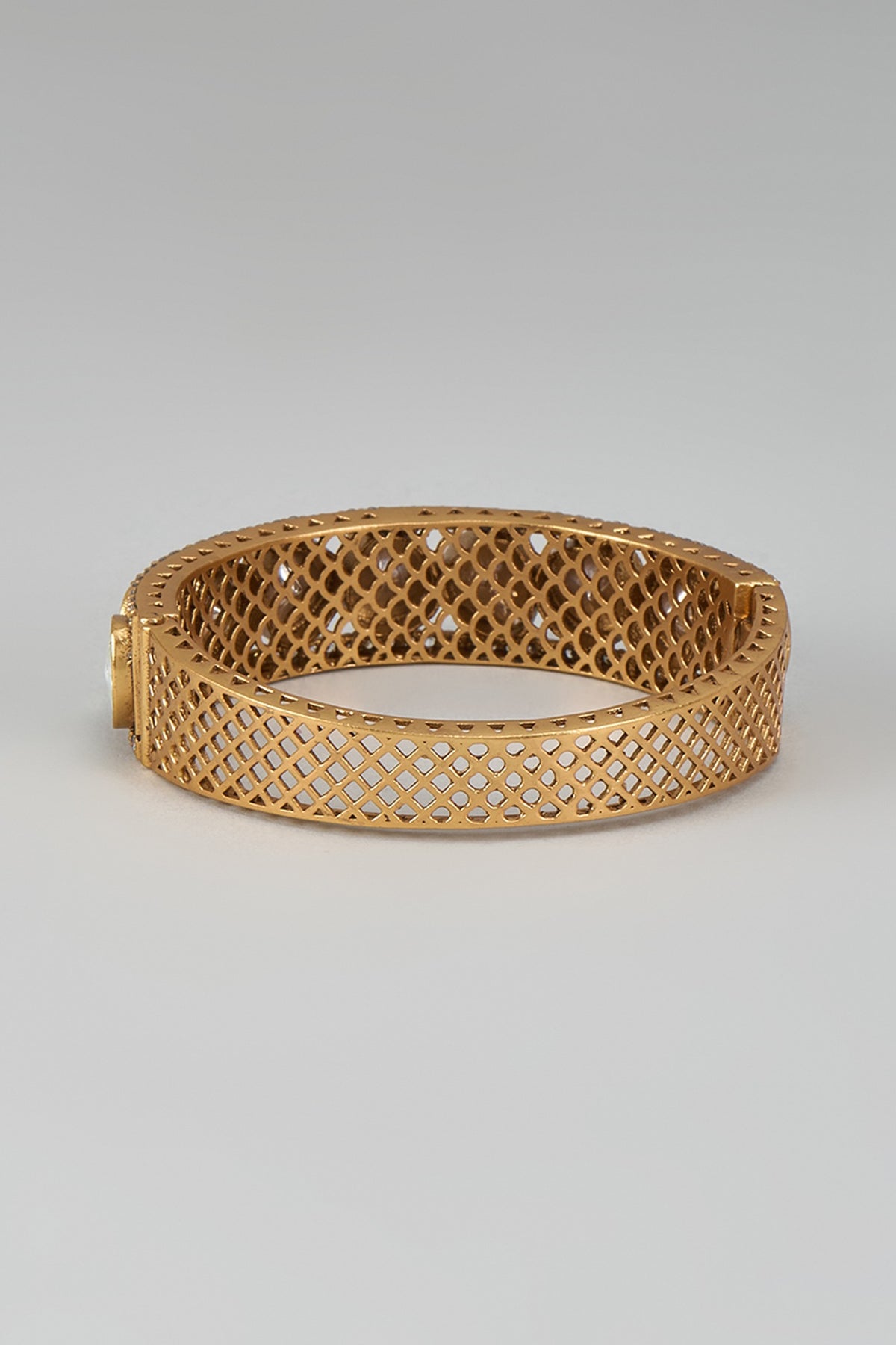 Gold Finish Kundan Polki Bracelet