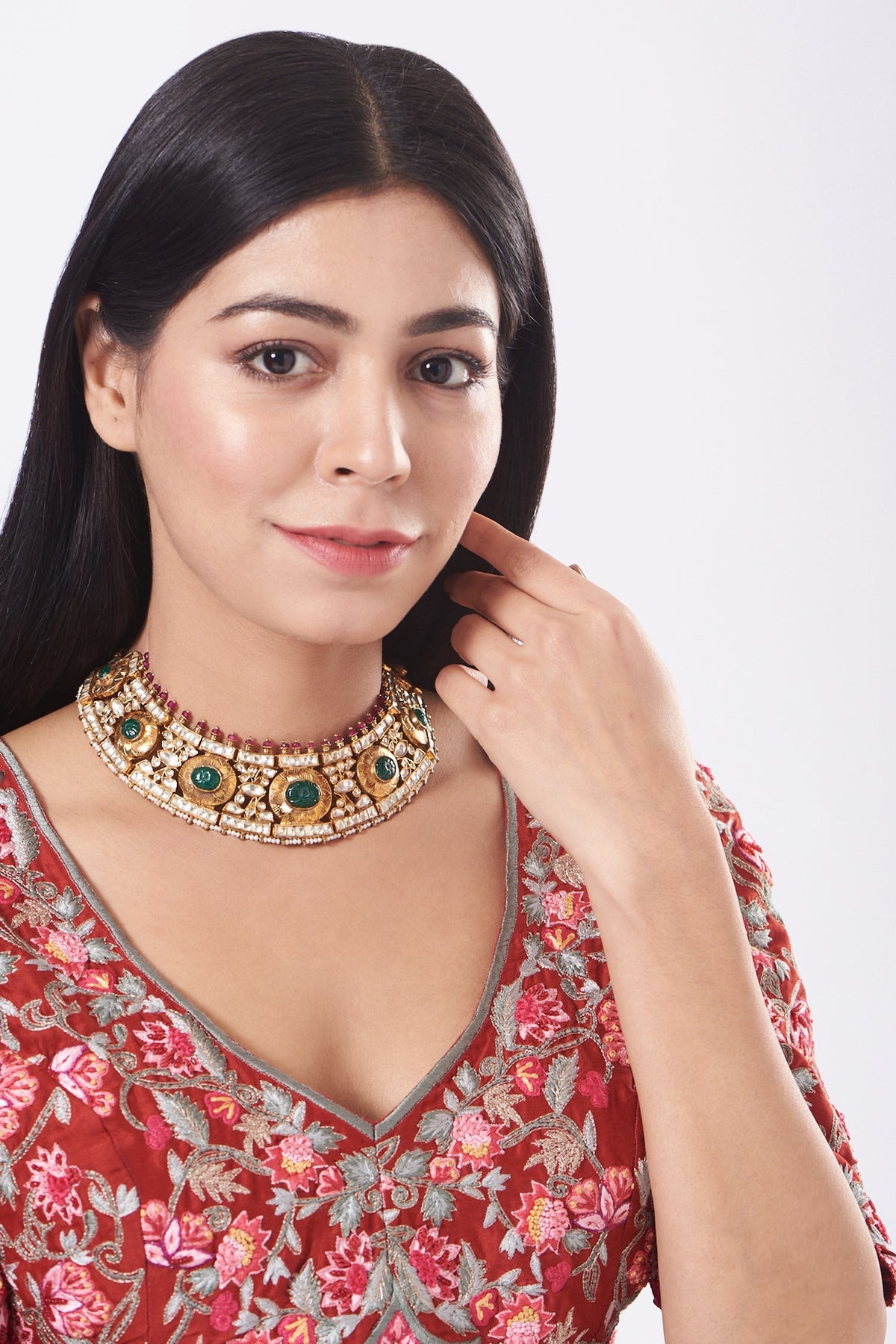 Gold Finish Pearl & Kemp Stone Necklace In Sterling Silver