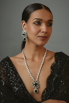 White Finish Zircon & Emerald Synthetic Stone Necklace Set