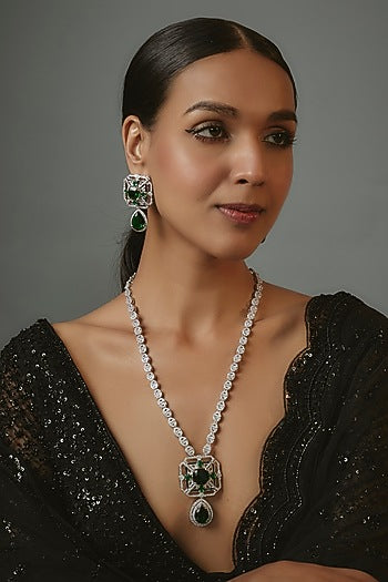 White Finish Zircon & Emerald Synthetic Stone Necklace Set