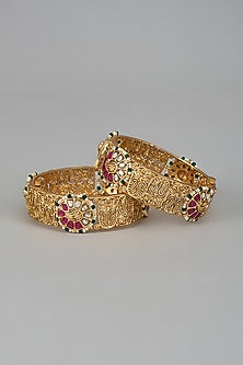 Gold Finish Onyx Stone Bangles (Set Of 2)