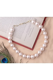 White Pearl Floral Necklace