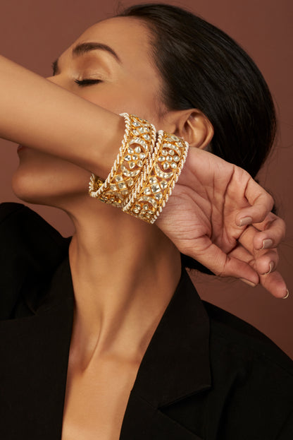 Gold Finish Kundan Polki Bangle