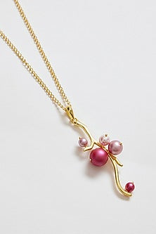 Gold Finish Swarovski & Pearl Pendant Necklace