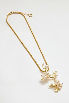 Gold Finish Swarovski Pearl Pendant Necklace