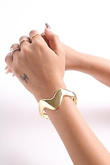 Gold Finish Curved Necklace