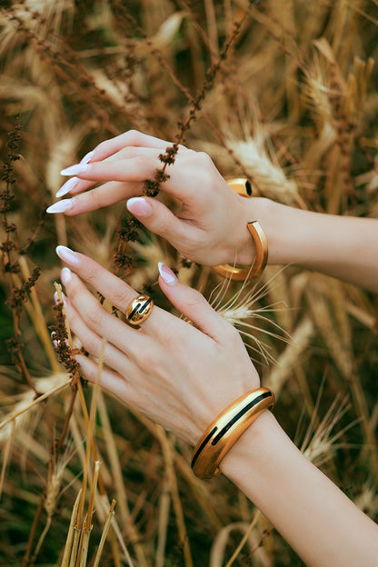 Gold Plated Black Enameled Circlet Bangle