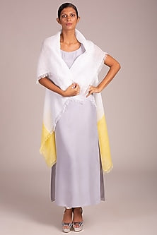 White Color Blocked Cape With Fringe