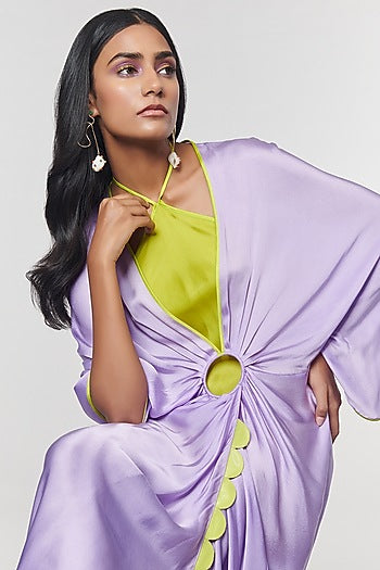 Lilac Scalloped Detailed Ring Gown