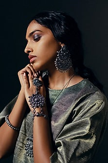 Black Rhodium Finish Hath Phool