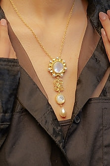 Gold Plated Pearl Pendant Necklace