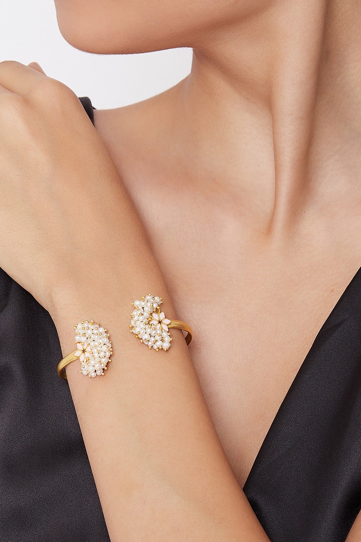 Gold Plated Necklace With Bracelet In Gift Box