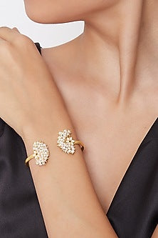 Gold Plated Necklace With Bracelet In Gift Box