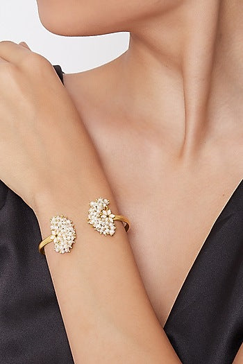 Gold Plated Necklace With Bracelet In Gift Box