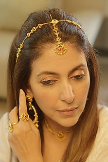 Gold Plated Cubic Zirconia Maangtikka & Mathapatti Gift Box (Set Of 2)