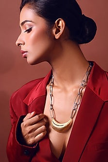 Two-Tone Finish Curved Bar Pendant Necklace