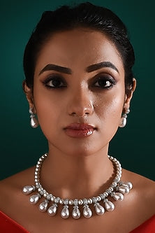 White Finish Zircon & Pearl Drop Necklace Set