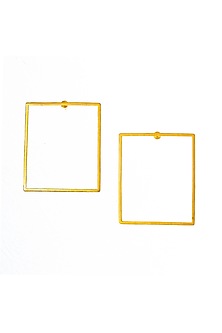 Gold Finish Square Thrill Earrings