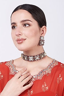 Gold Finish Kundan Polki & Pink Stone Choker Necklace Set
