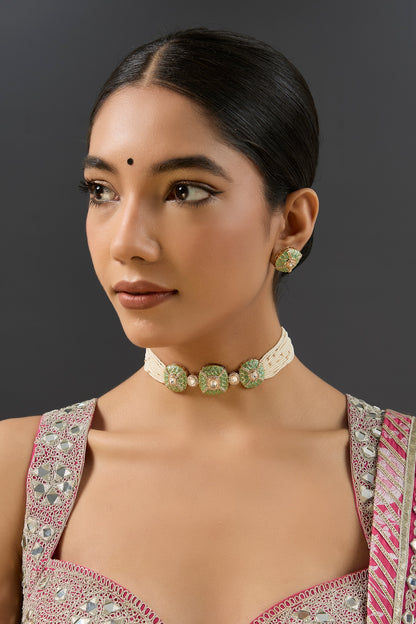 Gold Finish Kundan Polki & Green Stone Choker Necklace Set