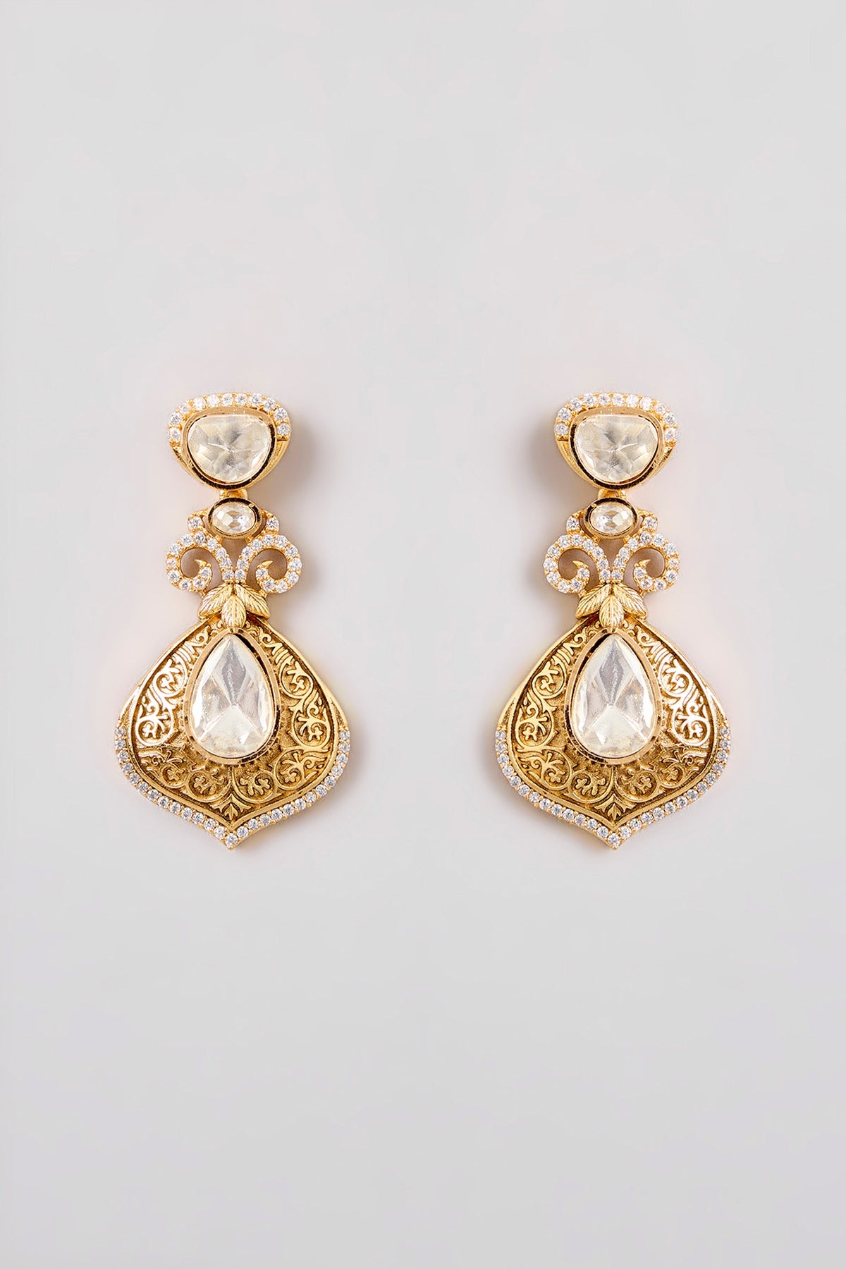 Gold Finish Moissanite Stone Necklace Set