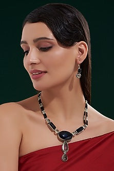 Silver Finish Green Amethyst Necklace Set In Sterling Silver
