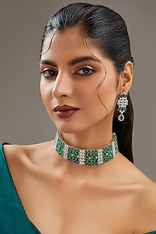 White Finish Faux Diamond & Emerald Choker Necklace Set