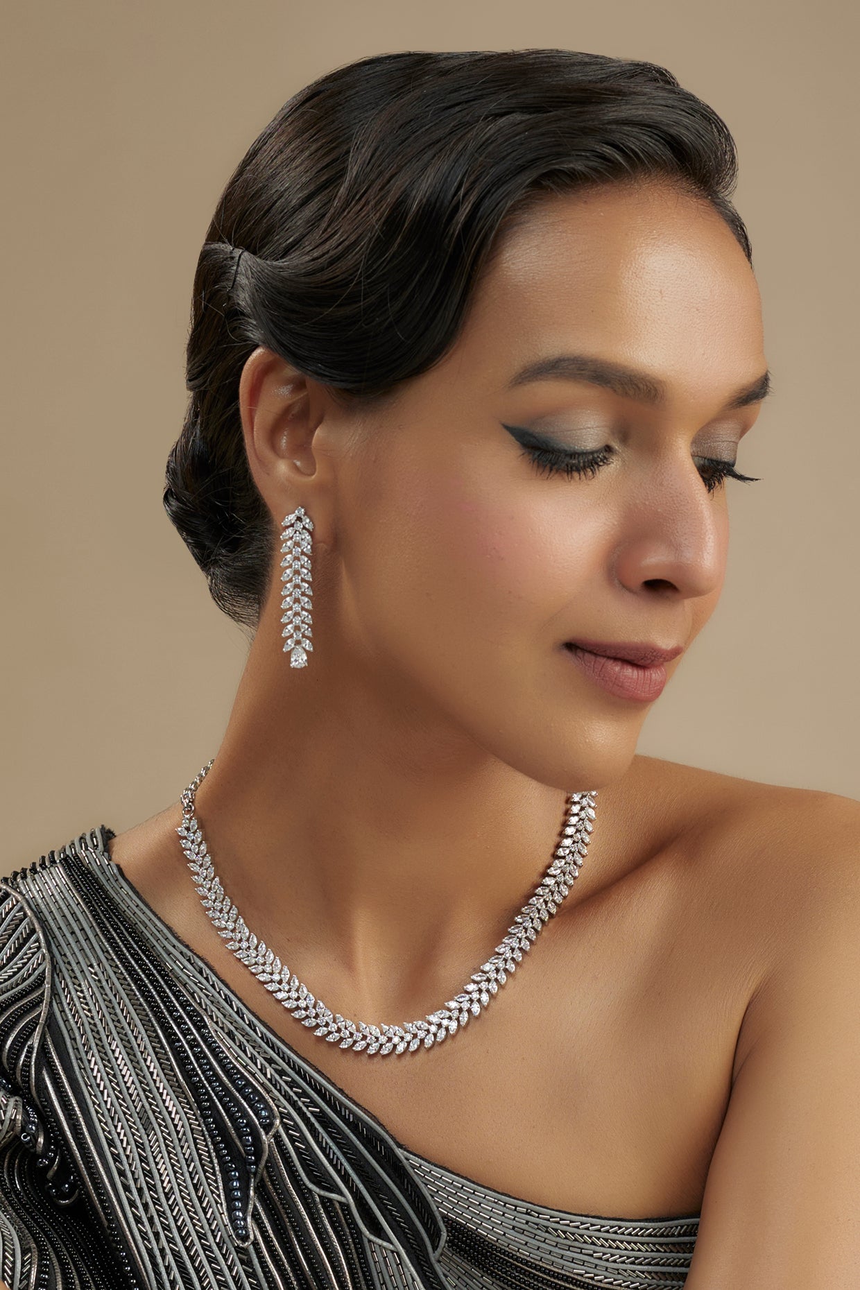 White Finish Diamond Necklace Set