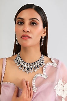 White Finish Diamond & Blue Stone Necklace Set