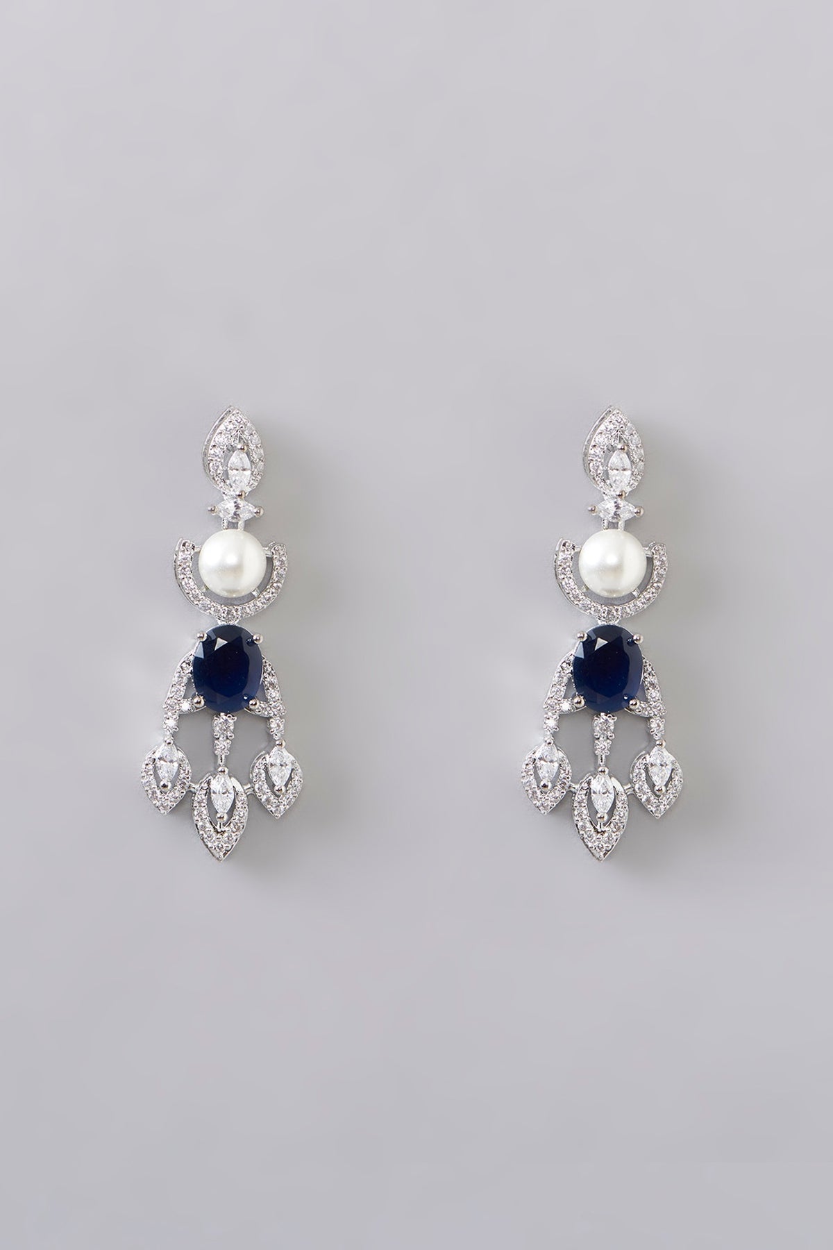 White Finish Diamond & Blue Stone Necklace Set