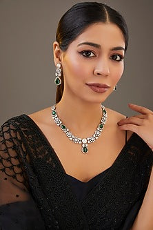 White Finish Diamond & Emerald Stone Necklace Set