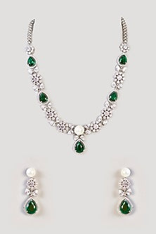 White Finish Diamond & Emerald Stone Necklace Set