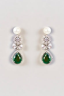 White Finish Diamond & Emerald Stone Necklace Set