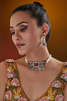 White Finish Ruby & Pearl Choker Necklace Set