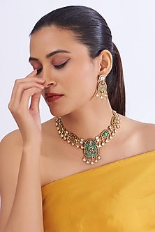 Gold Finish Emerald & Kundan Polki Necklace Set