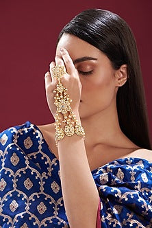 Gold Finish Kundan Polki Hathphool