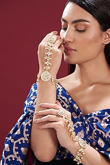 Gold Finish Kundan Polki Hathphool (Set of 2)