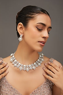 White Finish Zircon & Pearl Necklace Set