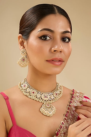 Gold Finish Kundan Polki Pendant Necklace Set