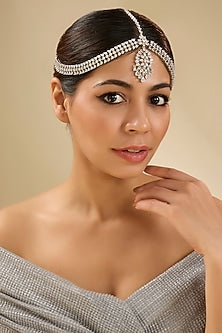 White Finish Diamond Mathapatti