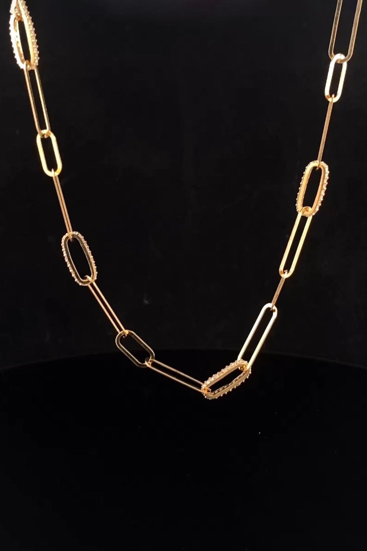 18kt Yellow Gold Finish Paper-Clip Link Chain Necklace
