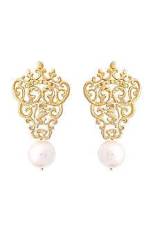 Gold Plated Marguerite Pearl Earrings