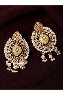 Gold Finish Dangler Earrings With Kundan