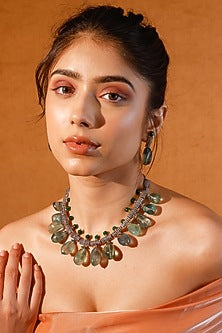 Gold Finish Kundan Polki & Green Stone Choker Necklace Set