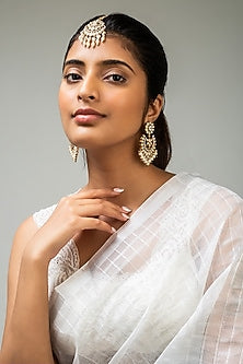 Gold Finish White Kundan Polki Maang Tikka